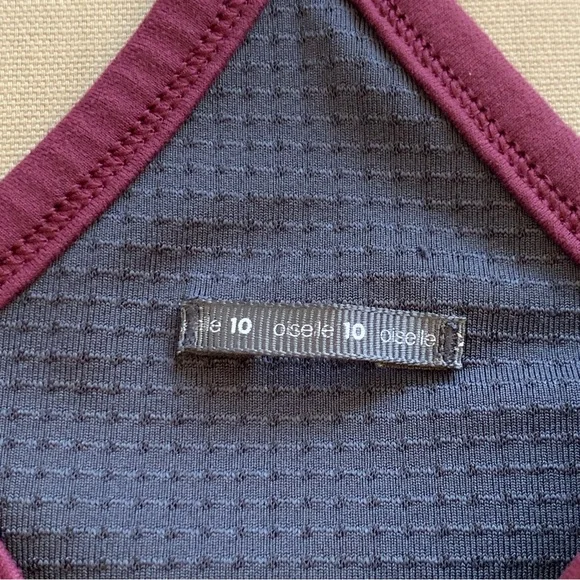 Oiselle Women’s‎ Size 10 Sports Bra Burgundy Strappy Back Yoga Running Workout - Picture 4 of 6